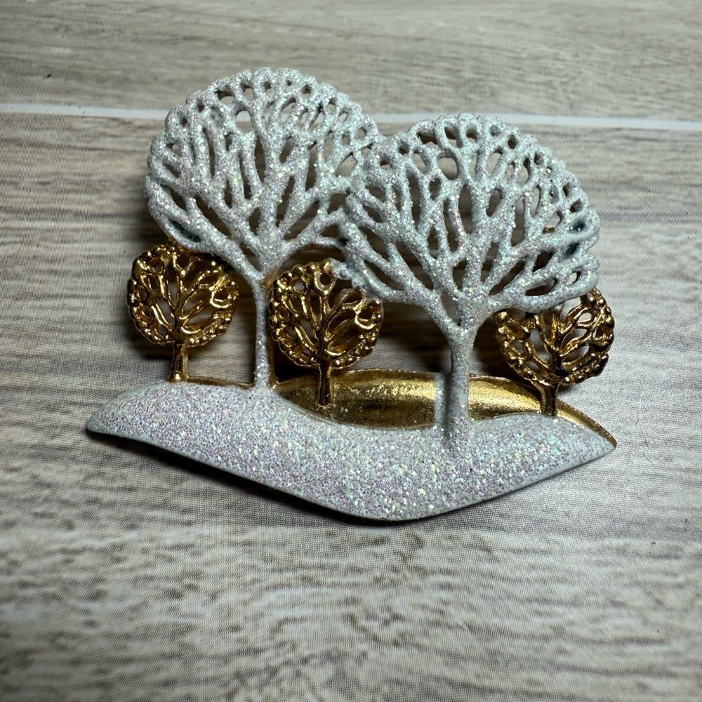 Vintage JJ Jonette Jewelry Glitter Tree Landscape Brooch Gold Tone Enamel Pin
